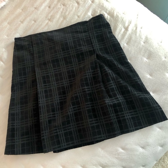 Authentic Burberry Women’s Pleated Skirt -sz 10 - Picture 7 of 10